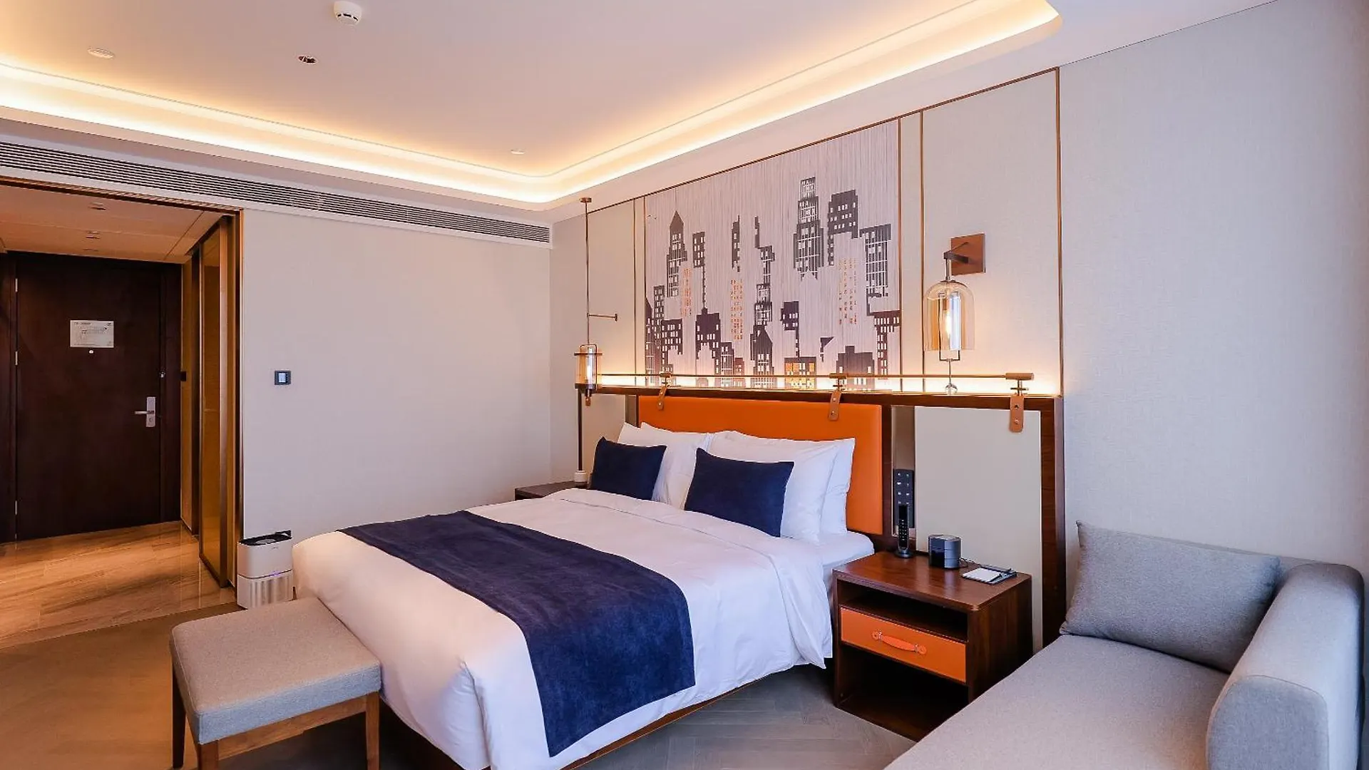 Shanghai Hongqiao Yankuang Tulip Hotel
