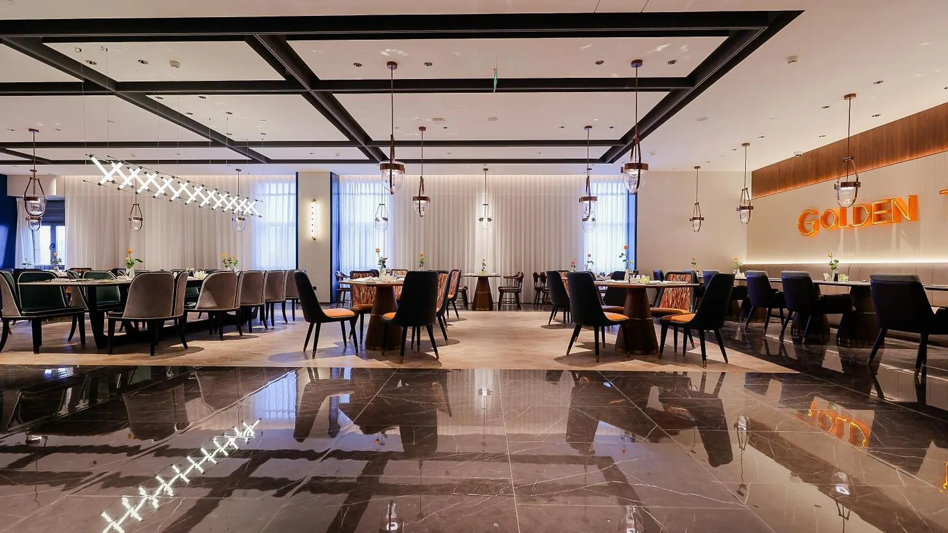 Shanghai Hongqiao Yankuang Tulip Hotel